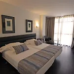 Rosario Ii, Edificio Moderno Hotel Ribadesella