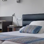 Hotel Rosario Ii, Edificio Moderno