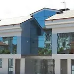 Rosario Ii, Edificio Moderno Hotel 4*