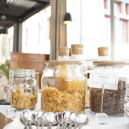 Rosario Ii, Edificio Moderno Hotel 4*