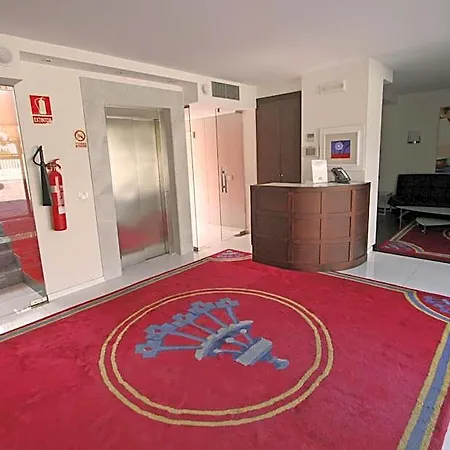 Rosario Ii, Edificio Moderno 4*