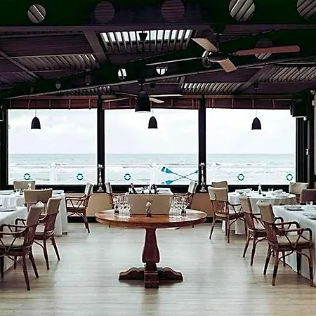 Rosario Ii, Edificio Moderno Hotel 4*