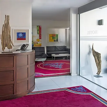 Hotel Rosario Ii, Edificio Moderno 4*