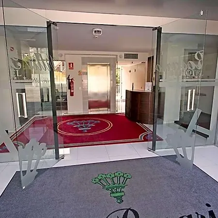 Rosario Ii, Edificio Moderno Hotel 4*