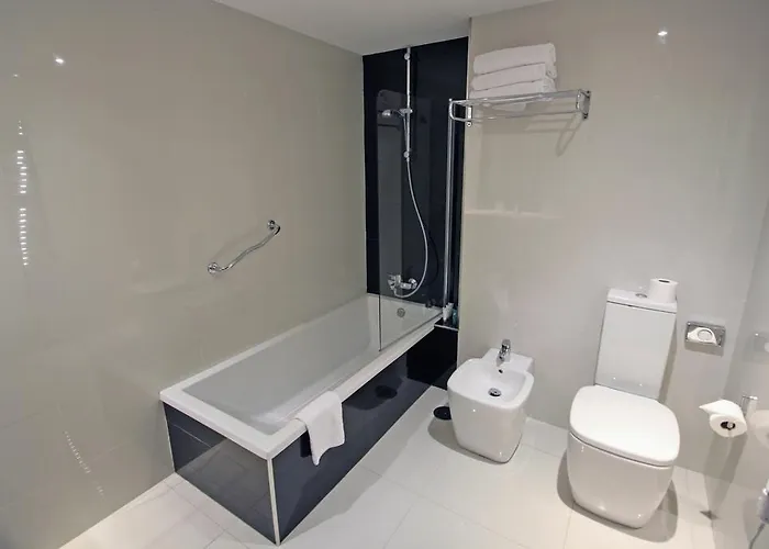 Rosario Ii, Edificio Moderno فندق