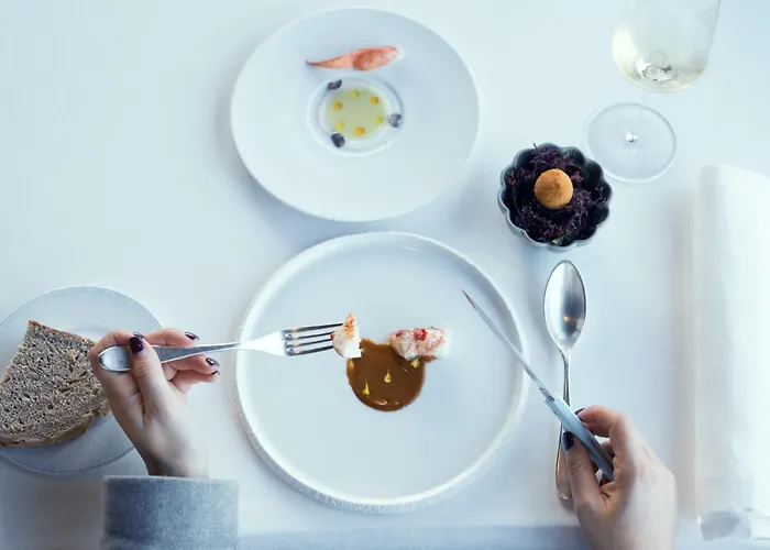 Rosario Ii, Edificio Moderno 4*