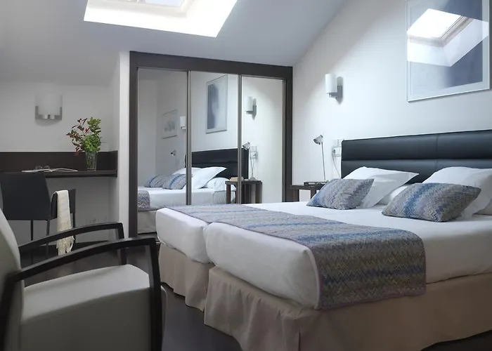 Rosario Ii, Edificio Moderno Hotel 4*