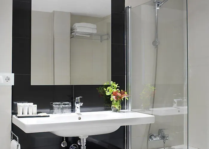 Hotel Rosario Ii, Edificio Moderno 4*