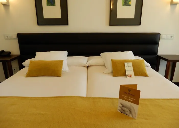 Rosario Ii, Edificio Moderno Hotel Ribadesella