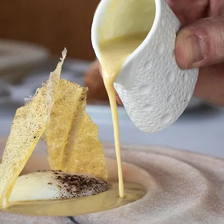 Rosario Ii, Edificio Moderno ホテル