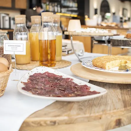 Rosario Ii, Edificio Moderno 4*