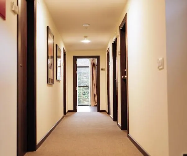 Rosario Ii, Edificio Moderno 4*