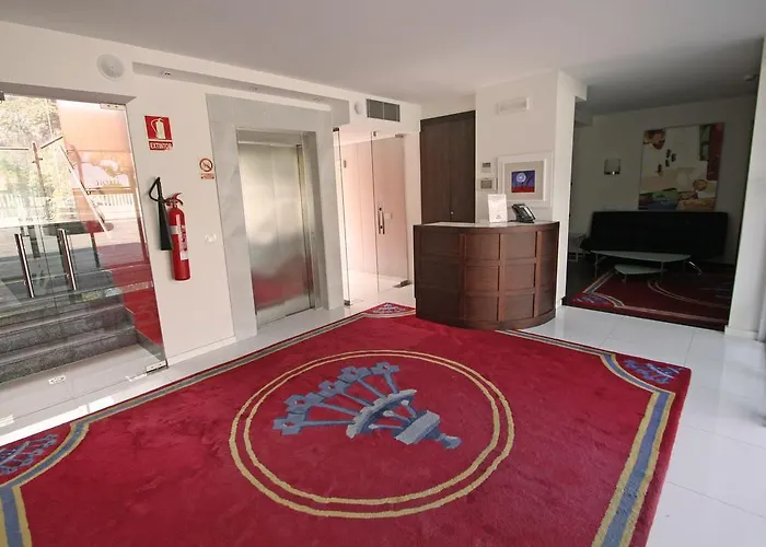 Rosario Ii, Edificio Moderno Ribadesella