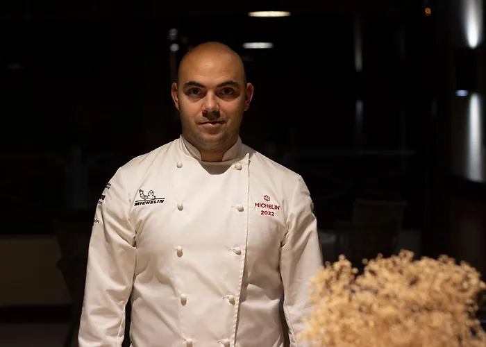 Rosario Ii, Edificio Moderno Hotel Ribadesella