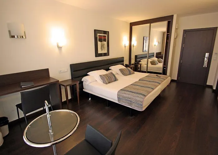 Rosario Ii, Edificio Moderno Hotel 4*