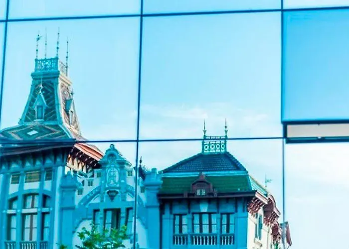 Rosario Ii, Edificio Moderno Hotel Ribadesella